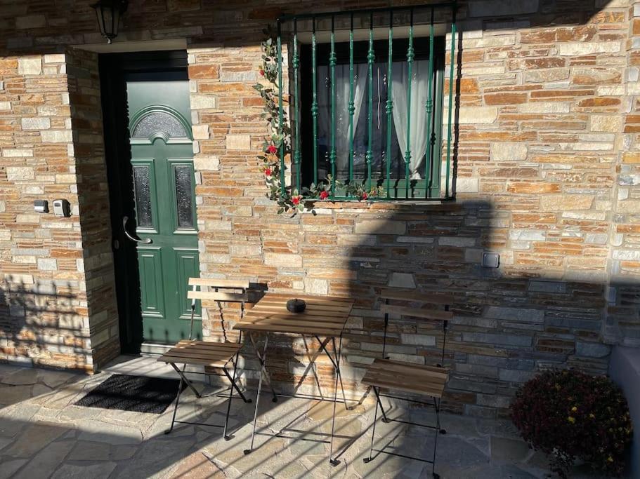 Stone House - Bike Friendly Home Edessa Exterior photo